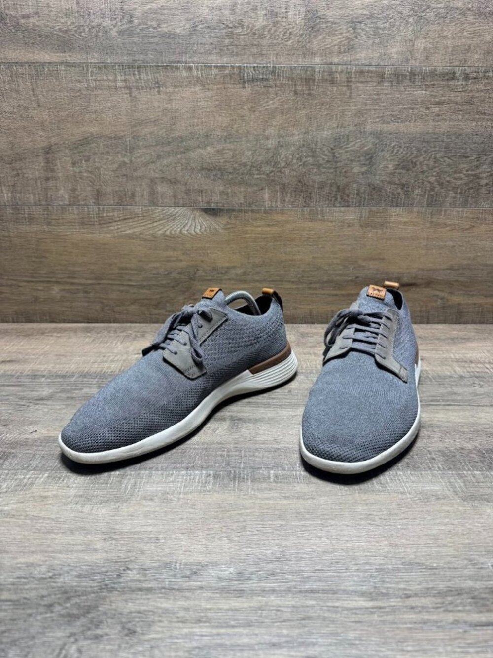 Wolf & Shepherd Gray Swiftknit Derby Sneakers Men's Size 10